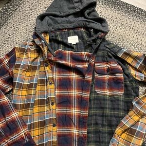 Women’s American Eagle hooded flannel button up
